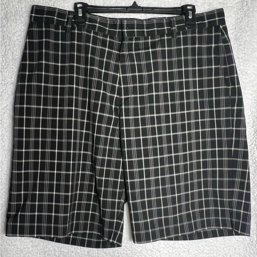 Adidas Golf Shorts Mens Size 38 Black Plaid Flat Front Golf/Chino Shorts - Picture 1 of 10